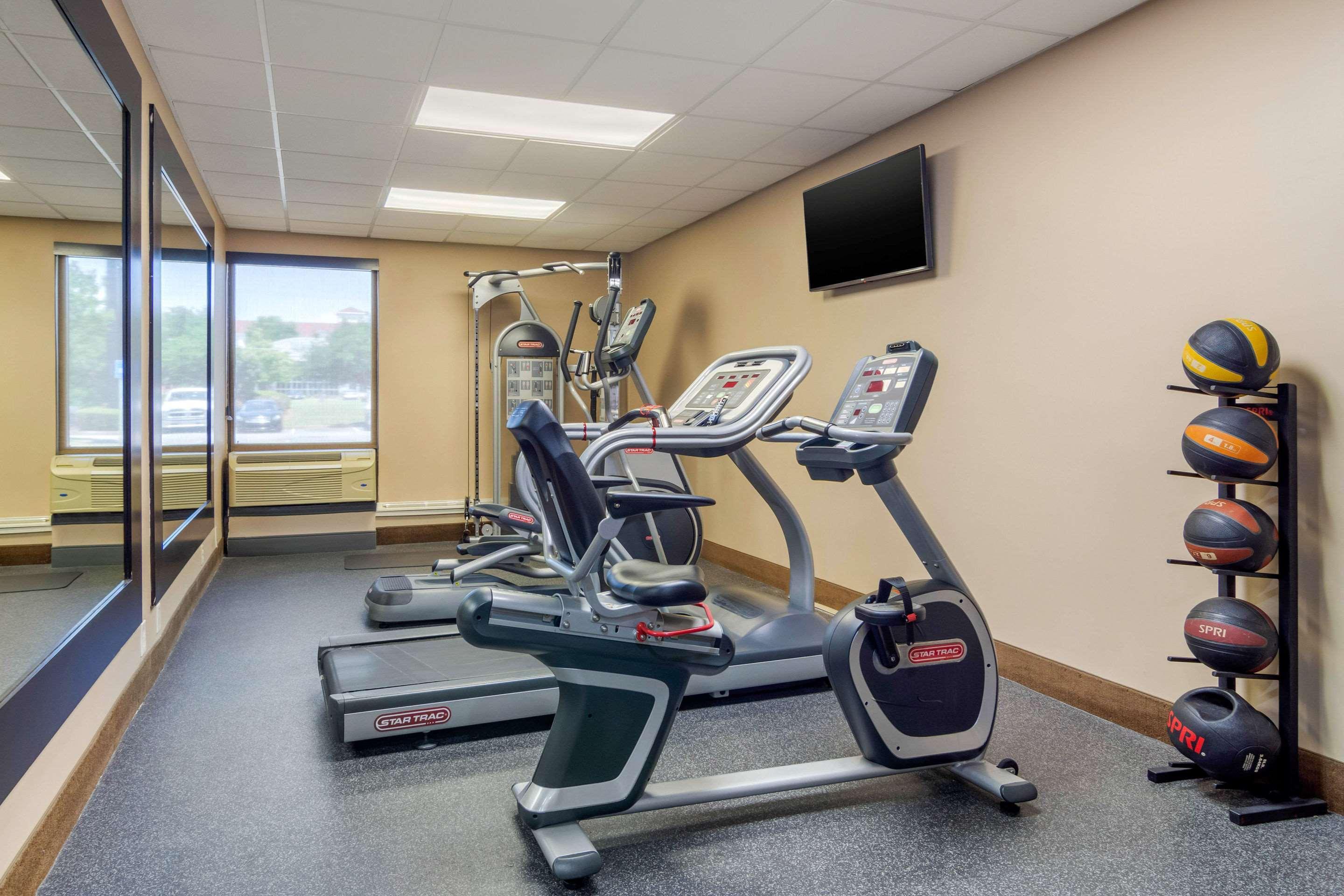 Comfort Atlanta Airport Inn 3*