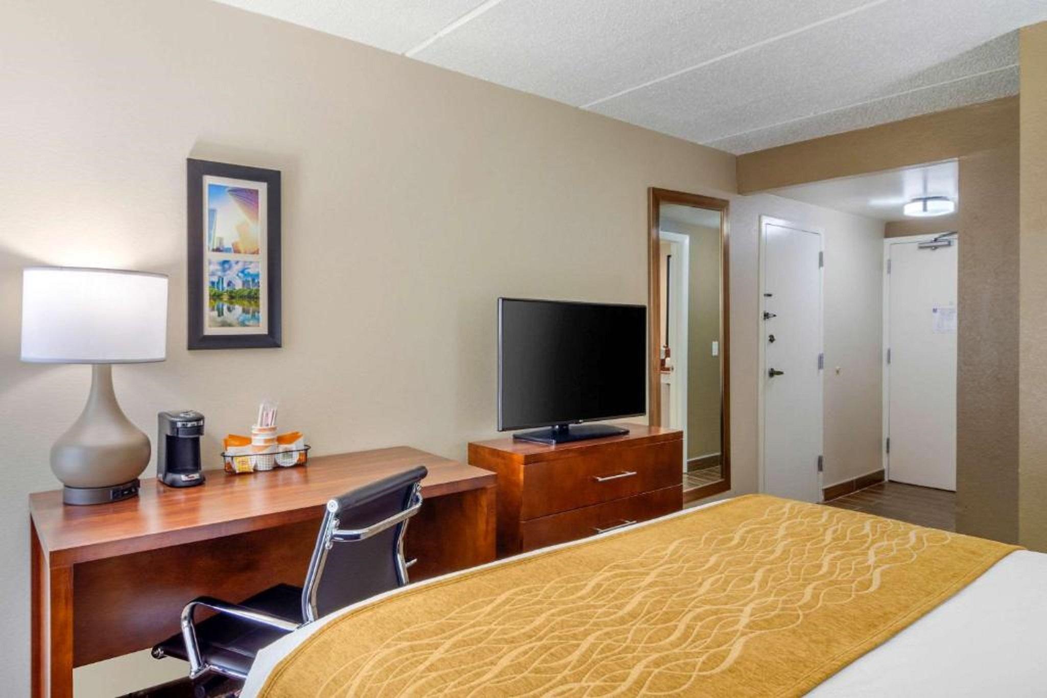 Inn Comfort Atlanta Airport Cheeko Manor