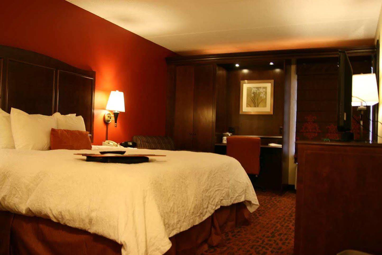 Comfort Atlanta Airport Inn 3*